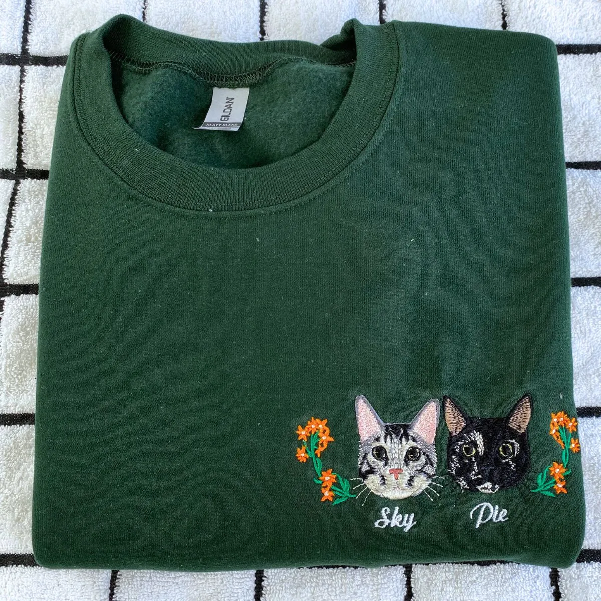 Cat Lover’s Cozy Combo: Sweatshirt & Matching Hat Set